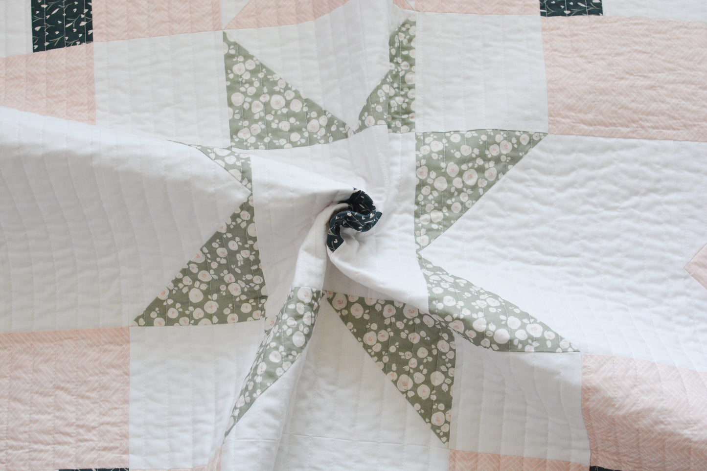 Super Star Baby Girl Quilt Kit - Sweet Little Friends